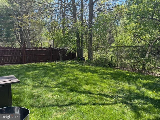 29 ALLISON RD, East Windsor, NJ 08520