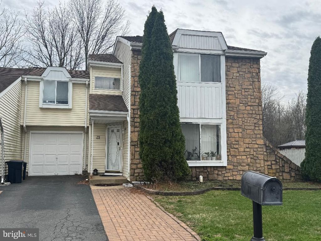 29 ALLISON RD, East Windsor, NJ 08520