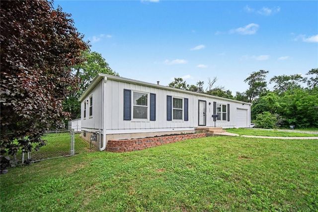 6000 E 152nd Street, Grandview, MO 64030
