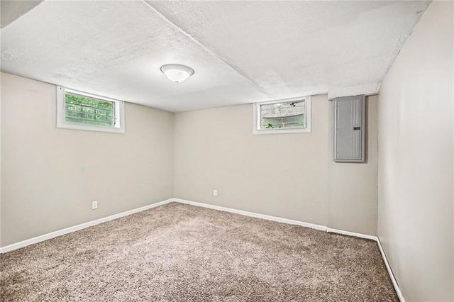 6000 E 152nd Street, Grandview, MO 64030