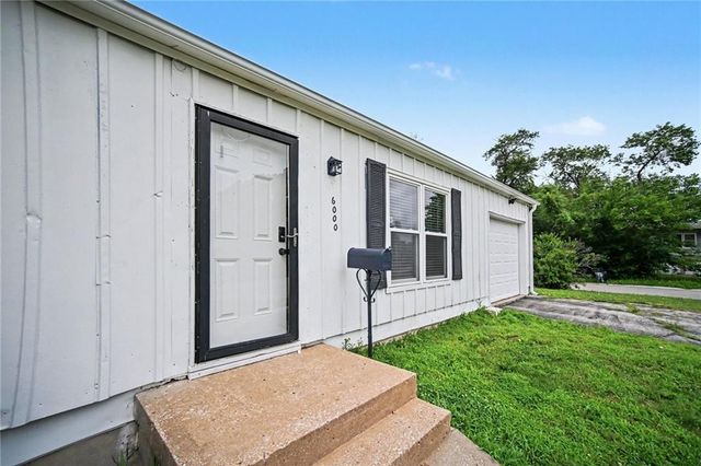 6000 E 152nd Street, Grandview, MO 64030