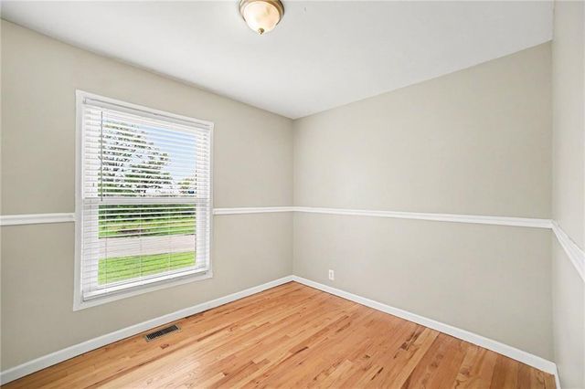 6000 E 152nd Street, Grandview, MO 64030