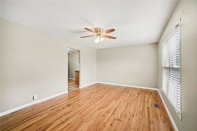 6000 E 152nd Street, Grandview, MO 64030