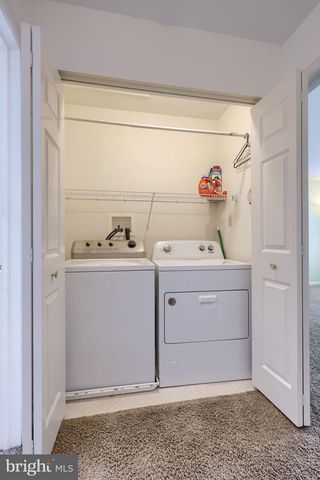 2124 SOUTHPOINT DR, Hummelstown, PA 17036