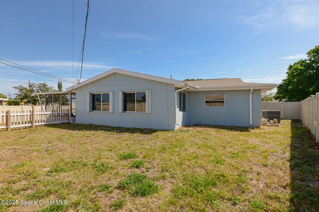 858 Bianca Drive NE, Palm Bay, FL 32905