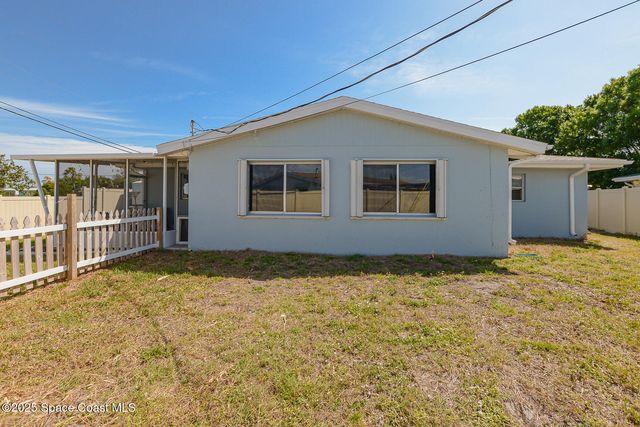 858 Bianca Drive NE, Palm Bay, FL 32905