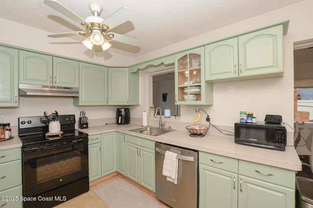 858 Bianca Drive NE, Palm Bay, FL 32905