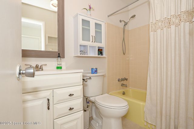 858 Bianca Drive NE, Palm Bay, FL 32905