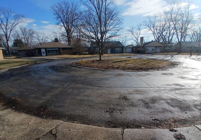 8 Mantua Court, Park Forest, IL 60466