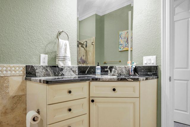 602 Harbor Boulevard 301, Destin, FL 32541