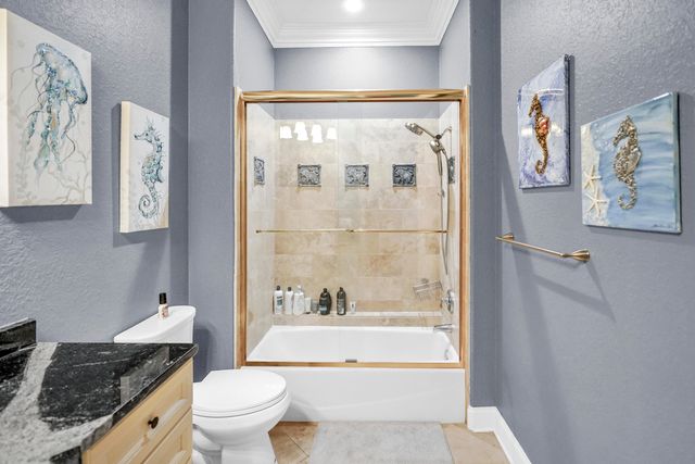 602 Harbor Boulevard 301, Destin, FL 32541