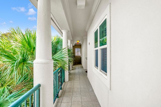 602 Harbor Boulevard 301, Destin, FL 32541