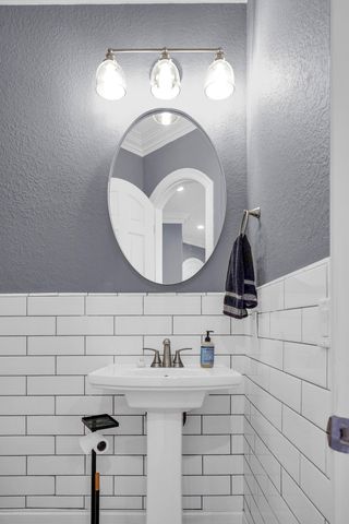 602 Harbor Boulevard 301, Destin, FL 32541