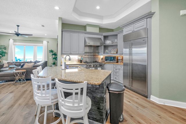 602 Harbor Boulevard 301, Destin, FL 32541