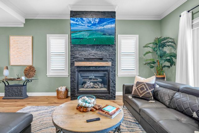 602 Harbor Boulevard 301, Destin, FL 32541