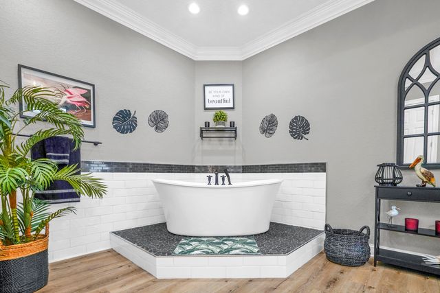 602 Harbor Boulevard 301, Destin, FL 32541