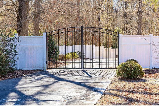 1560 Lee Boulevard, Orangeburg, SC 29118