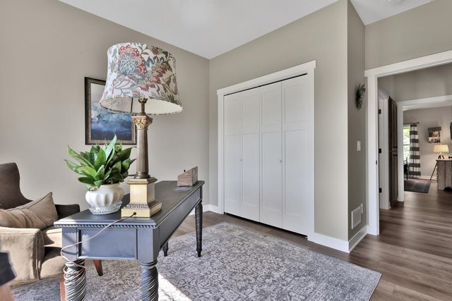 4144 Shady Oak Road S, Minnetonka, MN 55343