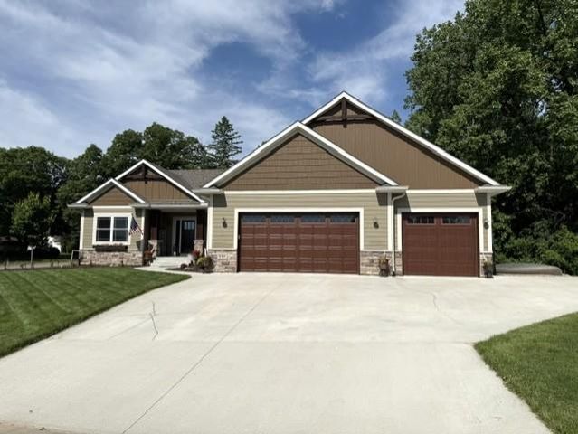 4144 Shady Oak Road S, Minnetonka, MN 55343