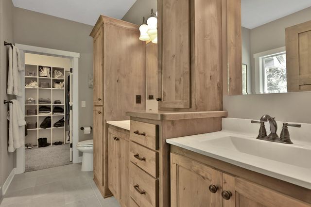 4144 Shady Oak Road S, Minnetonka, MN 55343