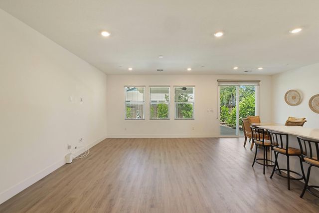 801 Talavera Cir, Lodi, CA 95242