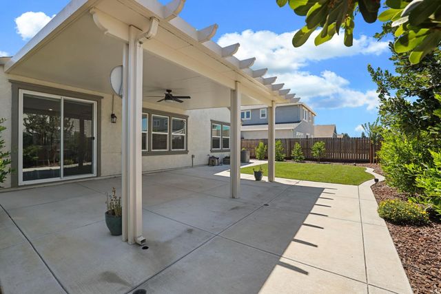 801 Talavera Cir, Lodi, CA 95242