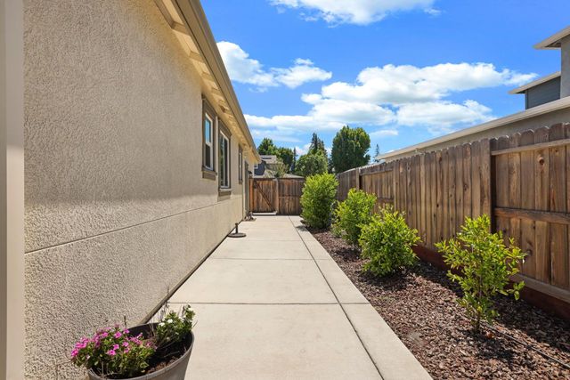 801 Talavera Cir, Lodi, CA 95242
