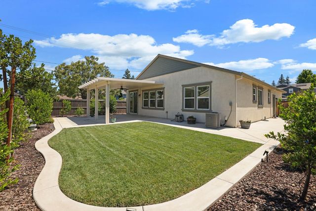 801 Talavera Cir, Lodi, CA 95242