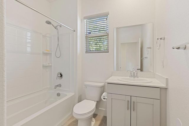 801 Talavera Cir, Lodi, CA 95242