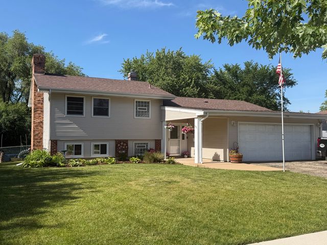 790 Evergreen Lane, Hoffman Estates, IL 60169