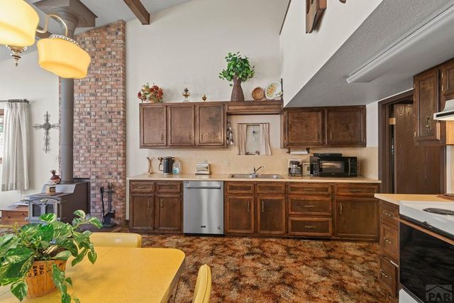 107 County Rd 378, Rye, CO 81252