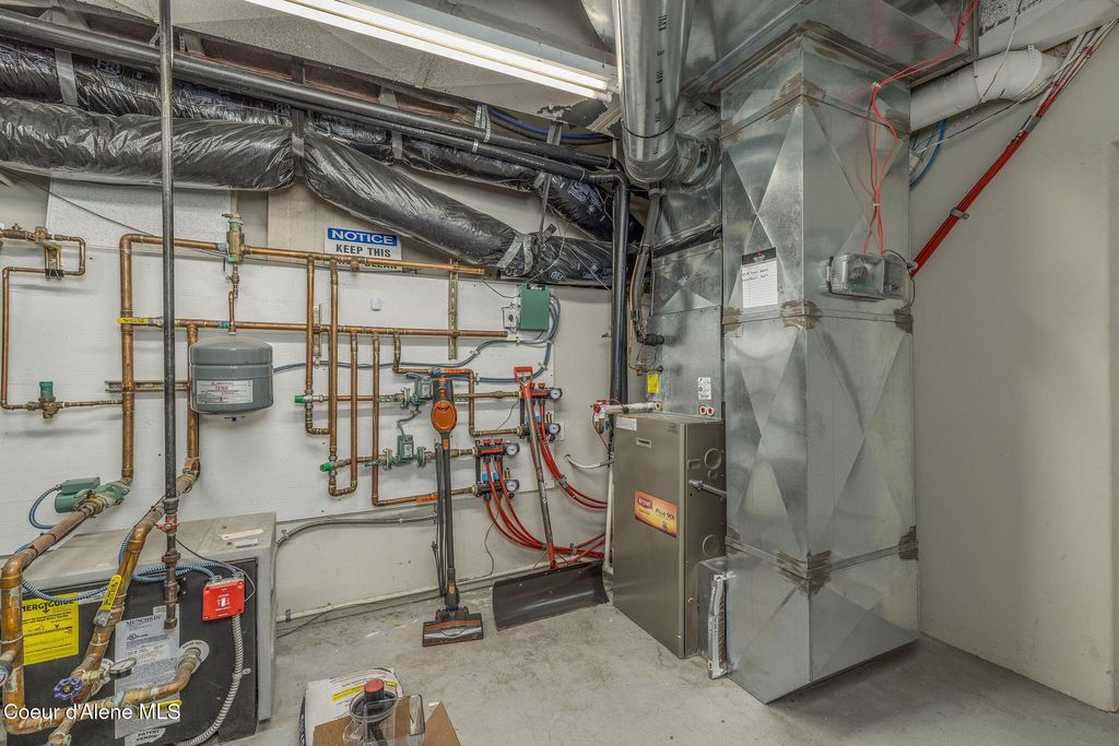 8152 N WAYNE DR, Hayden, ID 83835 photo 32