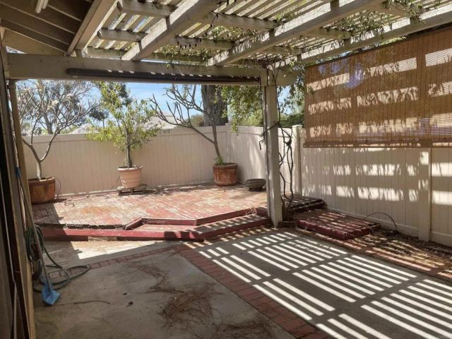 15602 Via Marchena, San Diego, CA 92128