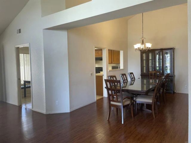 15602 Via Marchena, San Diego, CA 92128