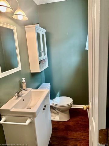 1209 Bay Ridge Drive, Highland, MI 48356