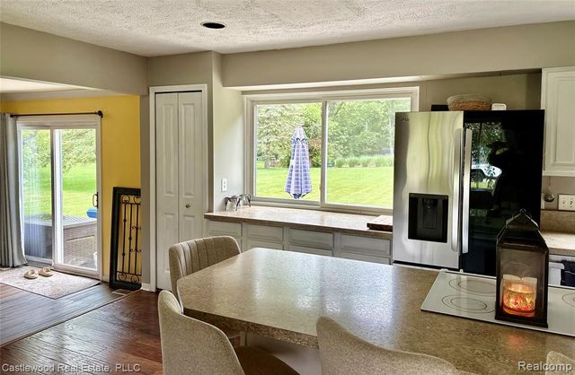 1209 Bay Ridge Drive, Highland, MI 48356
