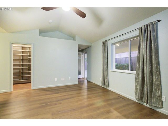 12603 Nw 48TH Ct, Vancouver, WA 98685