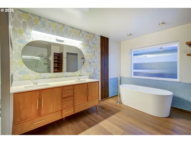 12603 Nw 48TH Ct, Vancouver, WA 98685