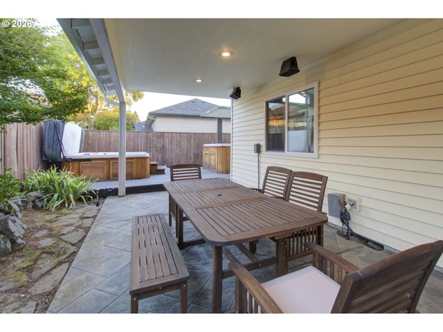 12603 Nw 48TH Ct, Vancouver, WA 98685
