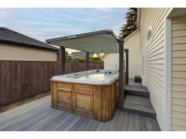 12603 Nw 48TH Ct, Vancouver, WA 98685