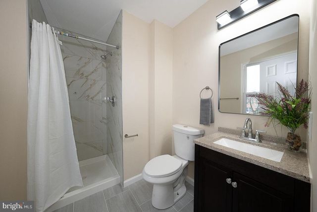 8212 CHELWYNDE AVE, Philadelphia, PA 19153