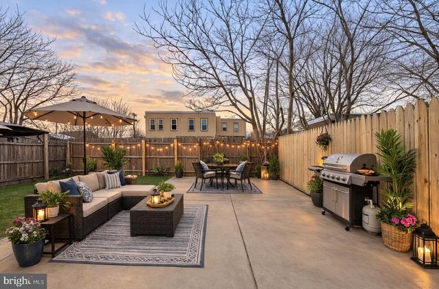 8212 CHELWYNDE AVE, Philadelphia, PA 19153