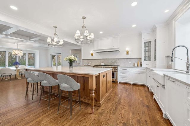 361 Ridge Road, Barrington Hills, IL 60010
