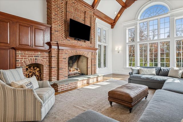 361 Ridge Road, Barrington Hills, IL 60010