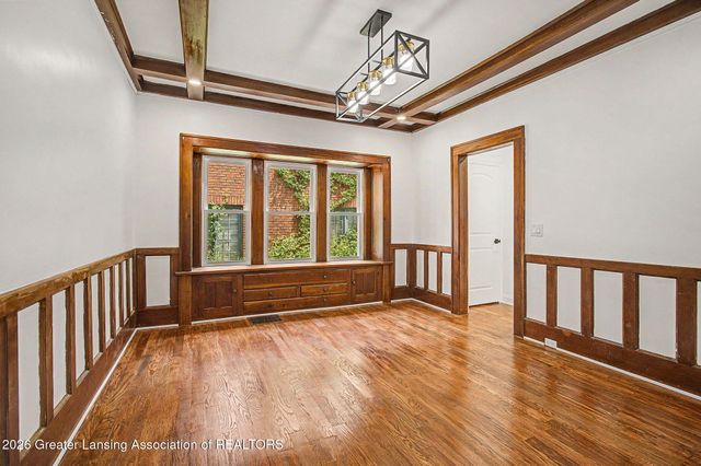 908 N Capitol Avenue, Lansing, MI 48906