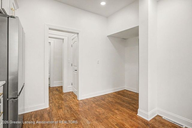 908 N Capitol Avenue, Lansing, MI 48906