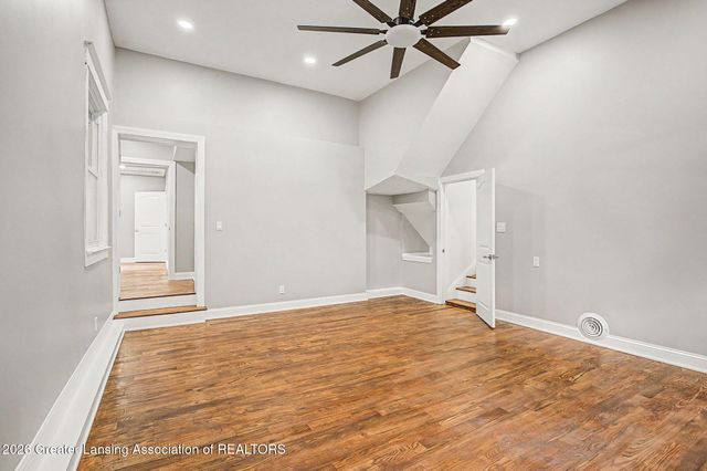908 N Capitol Avenue, Lansing, MI 48906