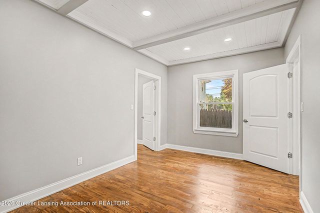 908 N Capitol Avenue, Lansing, MI 48906