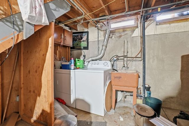 18W274 Kirkland Lane, Villa Park, IL 60181