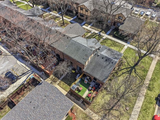 18W274 Kirkland Lane, Villa Park, IL 60181